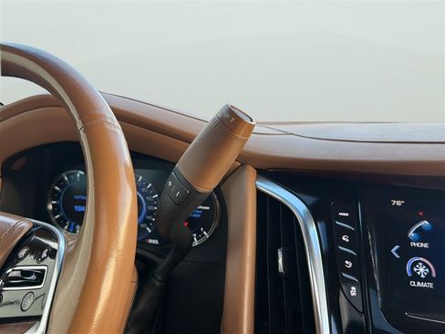 Used 2017 Cadillac Escalade Platinum AWD/4WD image 28
