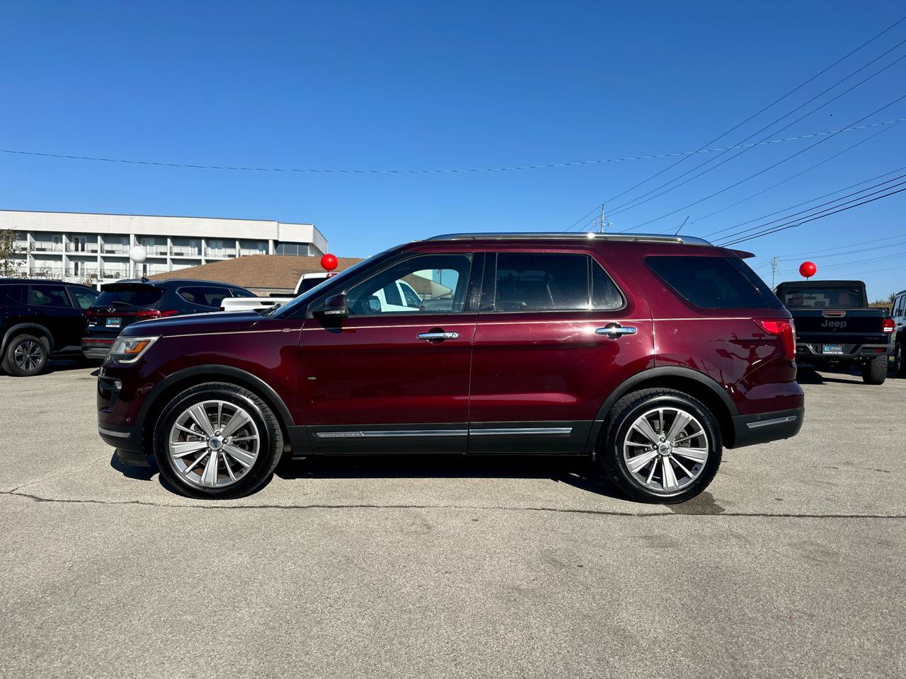 Used 2018 Ford Explorer Limited w/ Equipment Group 301A AWD/4WD image 7