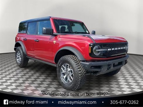 Used 2025 Ford Bronco Badlands AWD/4WD image 1