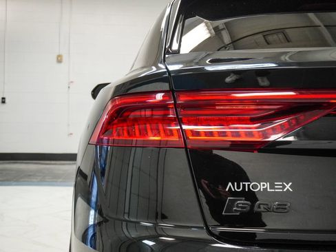 Used 2021 Audi SQ8 Prestige w/ Prestige Package image 42
