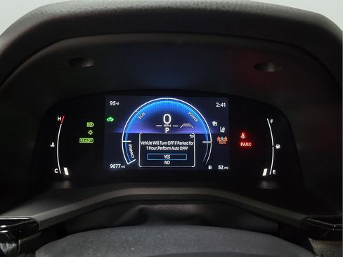 Certified 2025 Toyota Camry SE w/ Convenience Package image 17