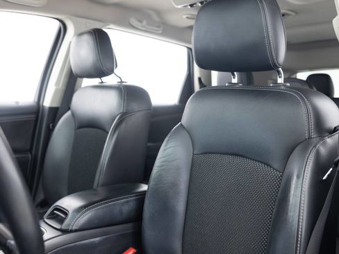 Used 2018 Dodge Journey Crossroad AWD/4WD image 22