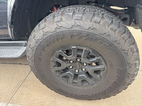 Used 2025 Ford Bronco Raptor AWD/4WD image 6
