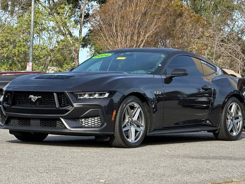 Used 2024 Ford Mustang GT Premium RWD image 8
