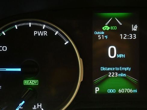 Certified 2020 Toyota RAV4 LE w/ All Weather Liner Package image 16