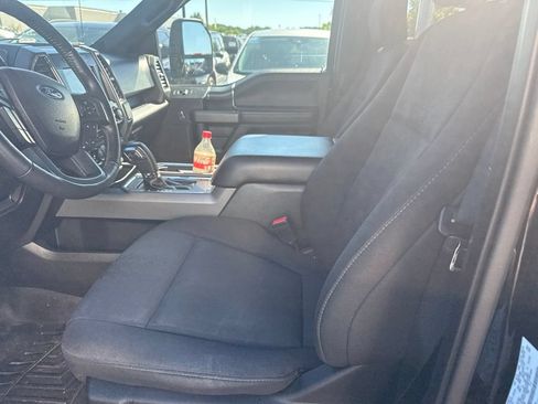 Used 2018 Ford F150 XLT w/ Equipment Group 302A Luxury AWD/4WD image 12