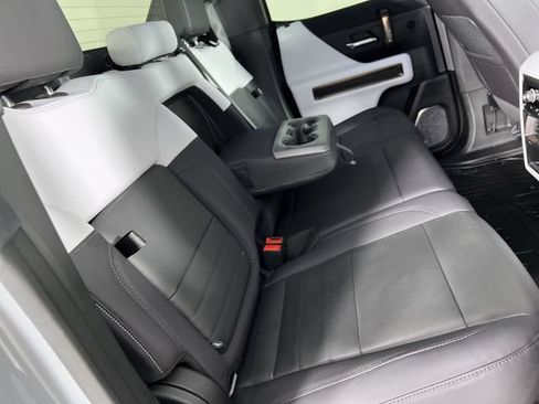 Used 2025 GMC Hummer EV 3X w/ Extreme Off-Road Package AWD/4WD image 28