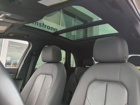 Used 2022 Audi Q3 2.0T Premium w/ Convenience Package image 22