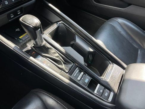 Certified 2023 Honda Accord Touring image 19