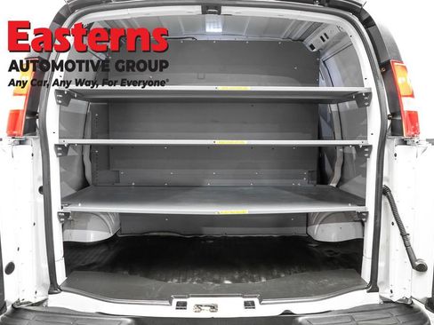 Used 2022 GMC Savana 2500 RWD image 9