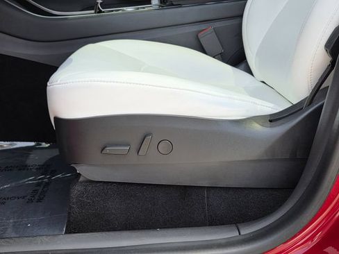 Used 2020 Tesla Model Y Long Range AWD/4WD image 20