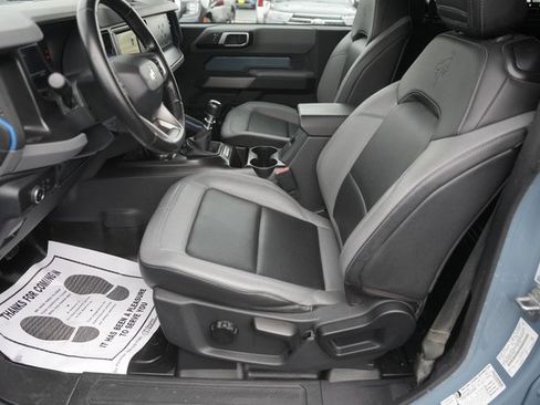 Certified 2022 Ford Bronco Black Diamond image 9