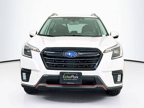 Used 2023 Subaru Forester Sport image 2