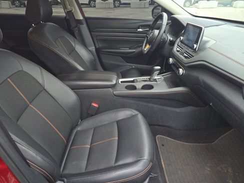 Used 2021 Nissan Altima 2.5 SR image 11