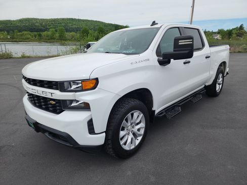 Used 2021 Chevrolet Silverado 1500 Custom AWD/4WD image 4