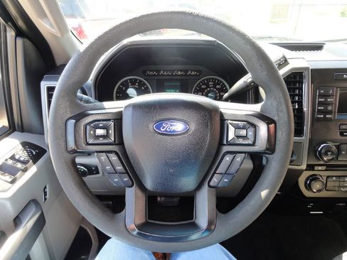 Used 2017 Ford F150 XLT RWD image 15