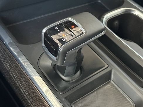Used 2025 Chevrolet Silverado 1500 LT Trail Boss w/ LPO, Dark Essentials Package AWD/4WD image 28