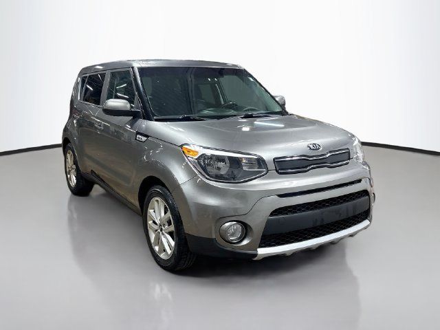 Used 2017 Kia Soul + FWD image 5