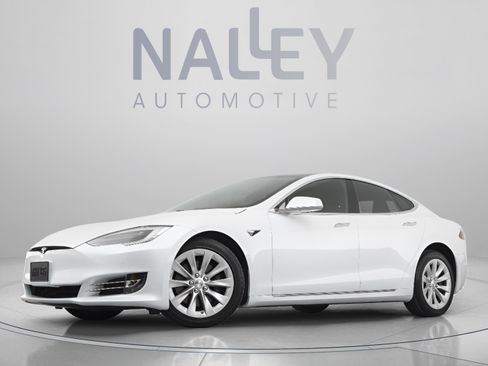 Used 2020 Tesla Model S Long Range AWD/4WD image 5