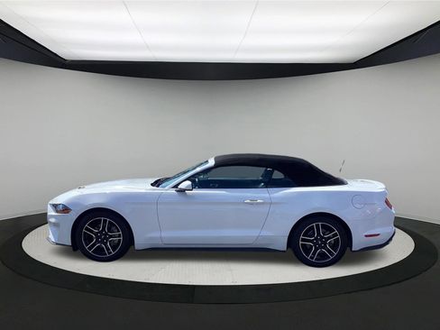 Used 2023 Ford Mustang Premium RWD image 6