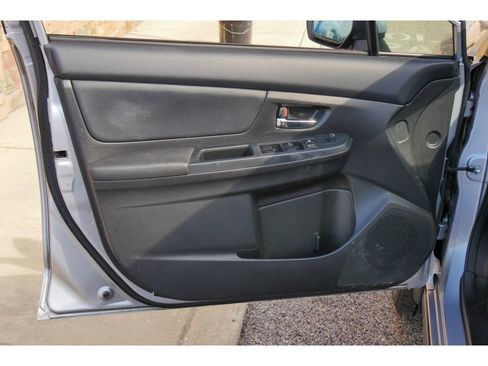 Used 2013 Subaru Crosstrek 2.0i Limited image 9