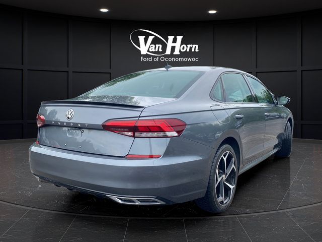 Used 2020 Volkswagen Passat 2.0T R-Line FWD image 7