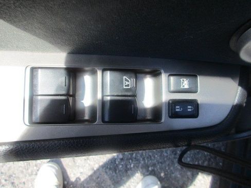 Used 2011 Nissan Versa 1.8 S w/ PWR Plus Pkg FWD image 15