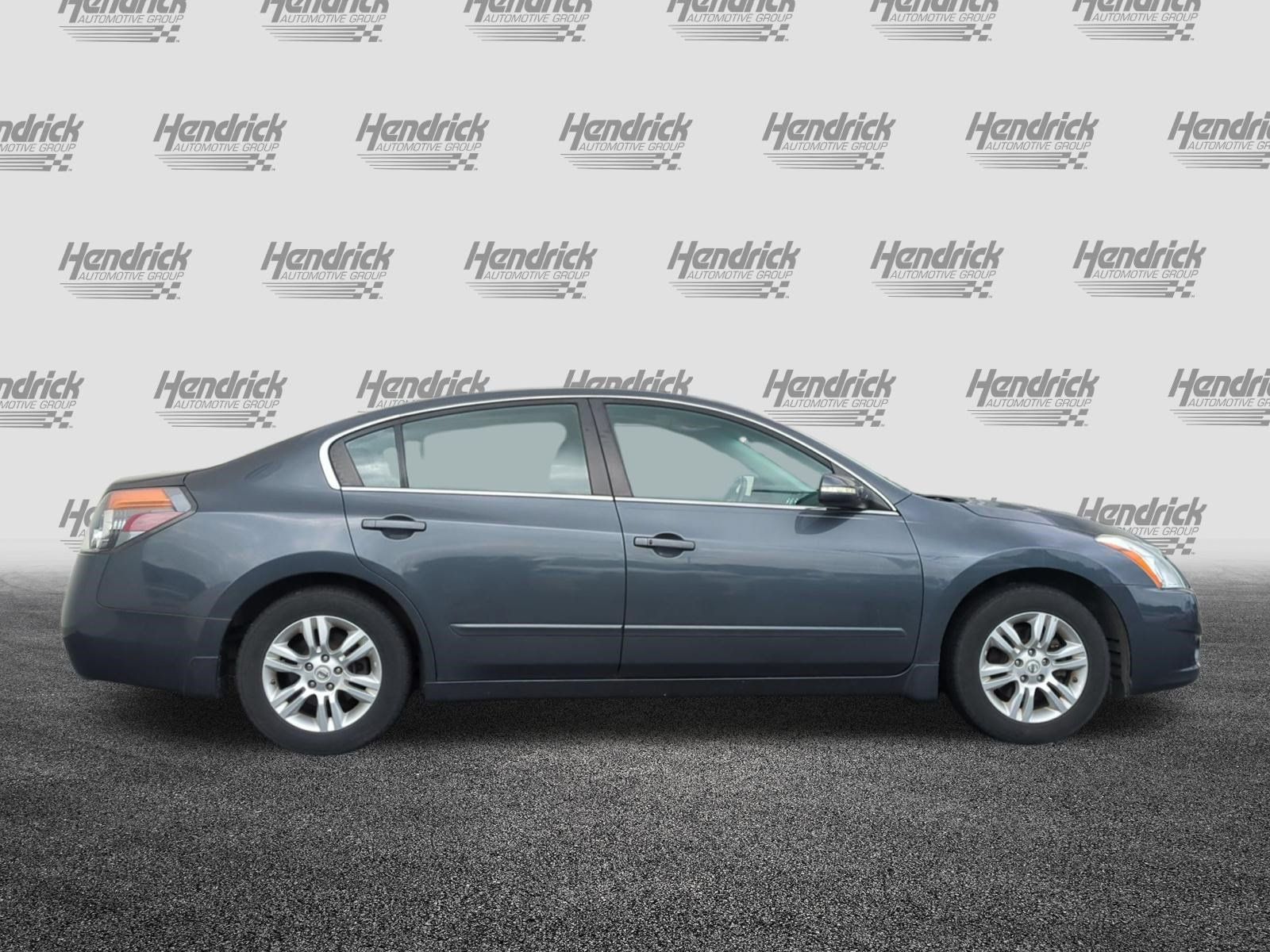 Used 2012 Nissan Altima 2.5 SL w/ 2.5SL Pkg FWD image 10