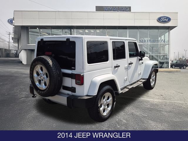 Used 2014 Jeep Wrangler Unlimited Sahara w/ Dual Top Group AWD/4WD image 8