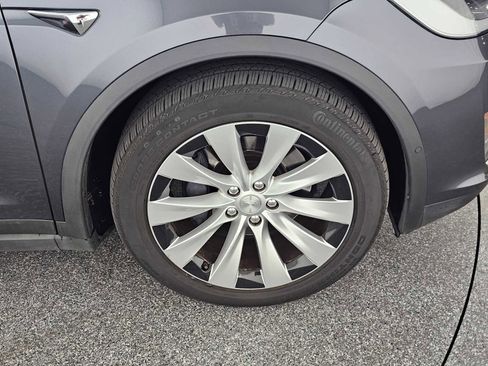 Used 2019 Tesla Model X Long Range image 9