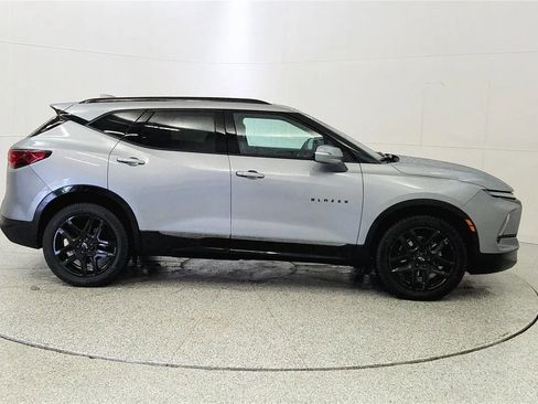 Used 2023 Chevrolet Blazer RS w/ Driver Confidence II Package FWD image 8