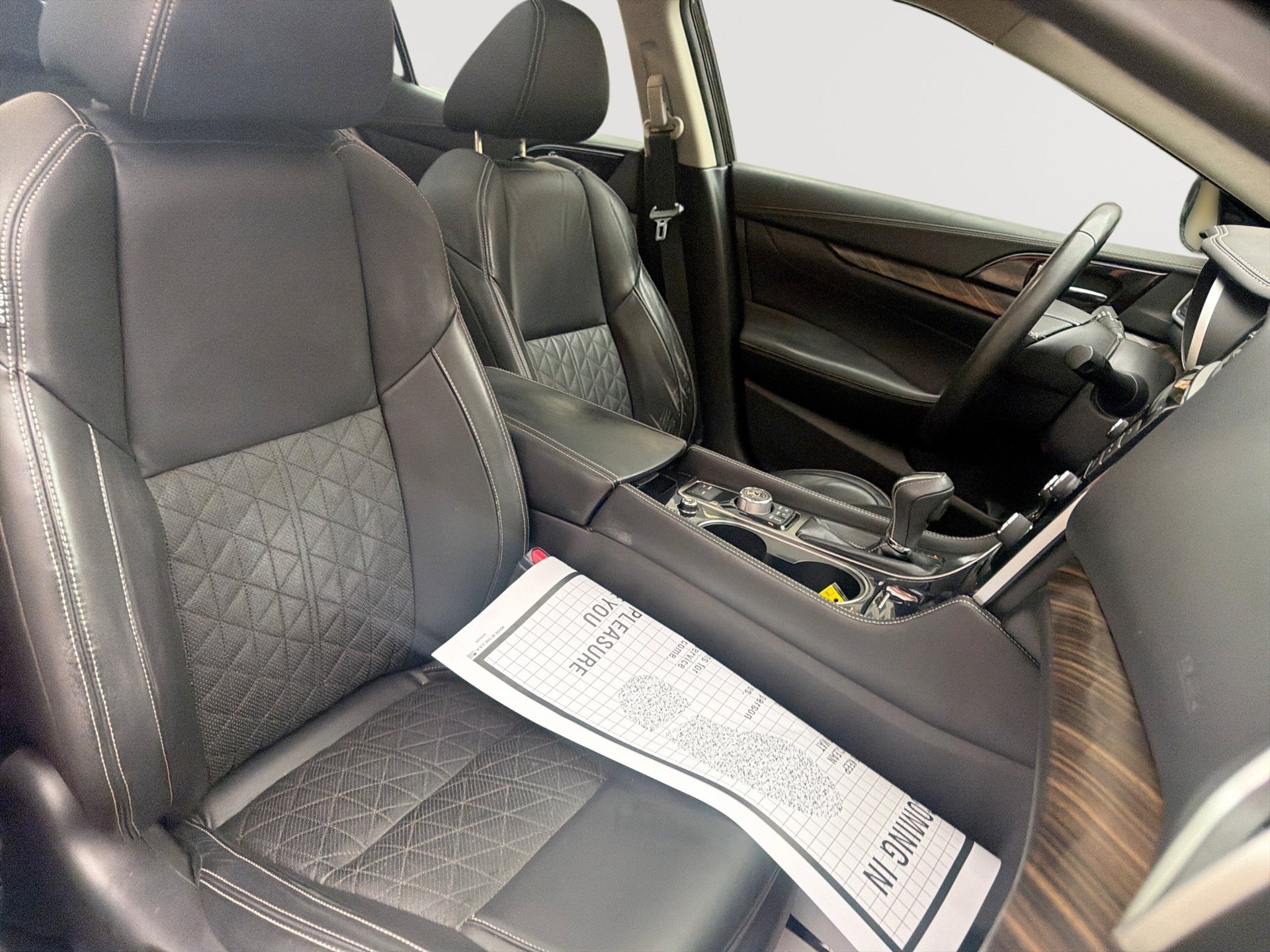 Used 2018 Nissan Maxima Platinum FWD image 28