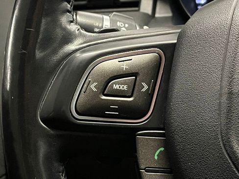 Used 2015 Land Rover Range Rover Evoque Pure Plus image 24