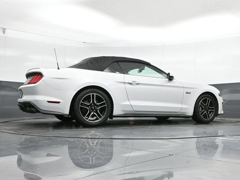 Used 2018 Ford Mustang GT Premium RWD image 42
