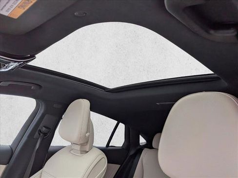 New 2026 Mercedes-Benz GLC 300 4MATIC image 16
