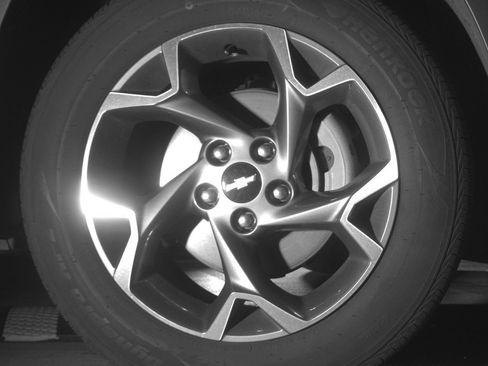 Used 2025 Chevrolet Trax LT FWD image 16