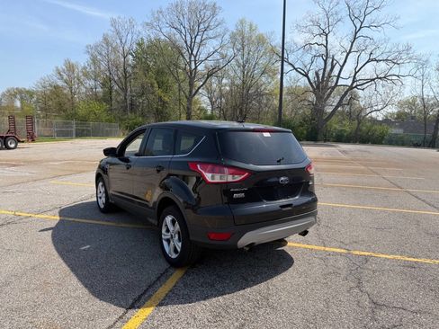 Used 2015 Ford Escape SE AWD/4WD image 3