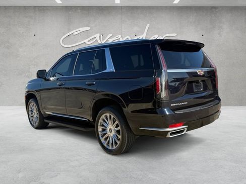 Certified 2022 Cadillac Escalade Premium Luxury w/ Performance Package AWD/4WD image 13