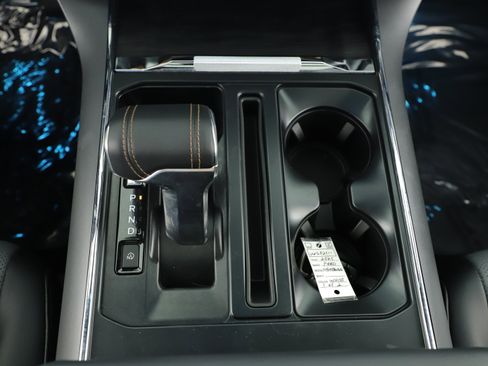 Used 2025 Ford F150 Lightning Lariat image 23