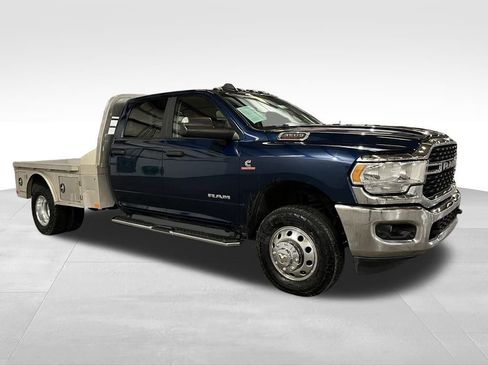 Used 2022 RAM 3500 Big Horn w/ Level C Equiment Group image 7