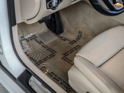 Used 2017 Mercedes-Benz C 300 4MATIC Cabriolet image 51