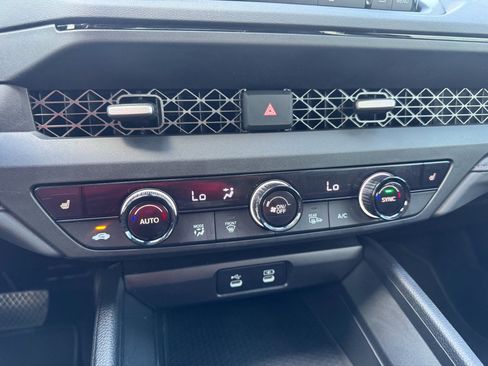 Certified 2025 Honda Accord SE image 17