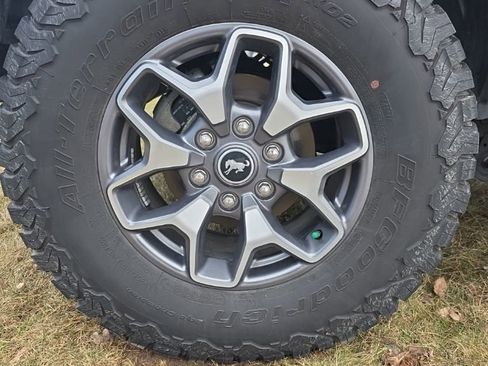Used 2024 Ford Bronco Badlands AWD/4WD image 12