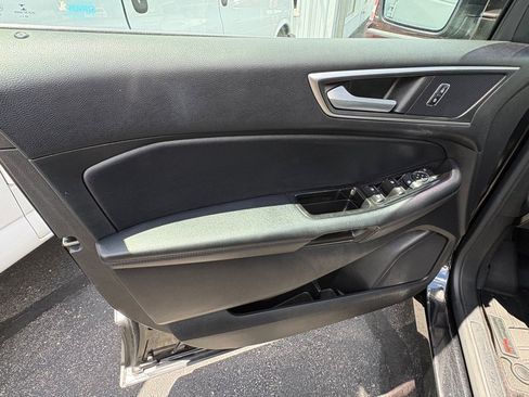 Used 2015 Ford Edge SEL w/ Equipment Group 201A AWD/4WD image 8