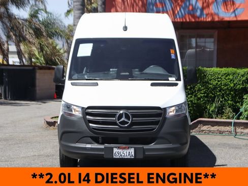Used 2025 Mercedes-Benz Sprinter 2500 image 3