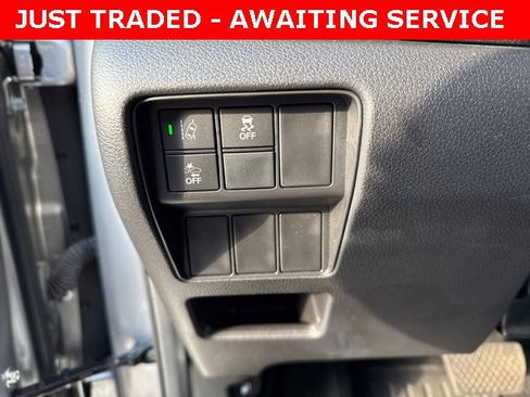 Used 2018 Honda CR-V EX image 12