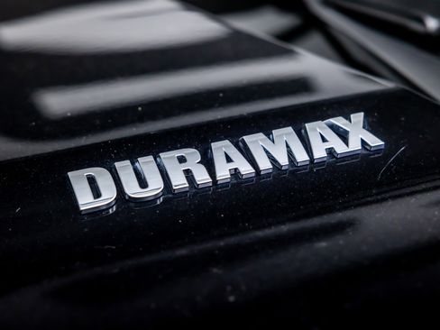 Used 2021 Chevrolet Silverado 1500 High Country w/ Technology Package image 16