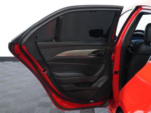 Used 2019 Cadillac CTS V w/ Carbon Fiber Package image 28