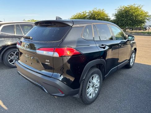 Used 2025 Toyota Corolla Cross LE AWD/4WD image 6