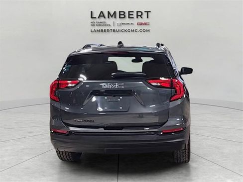 Used 2020 GMC Terrain SLE w/ Driver Convenience Package image 4